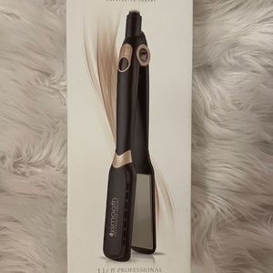Usmooth professional styling flat iron 1.5”